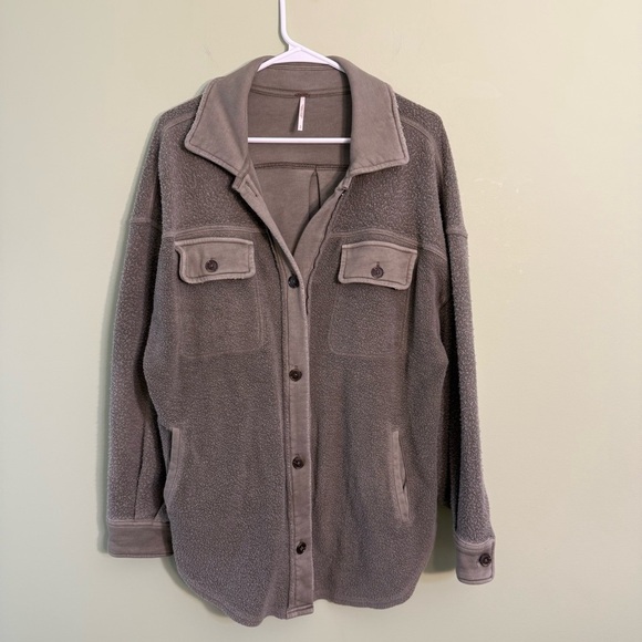 Free People Ruby Oversized Fleece Shirt Jacket
Shacket  Olive Size S - Picture 5 of 15